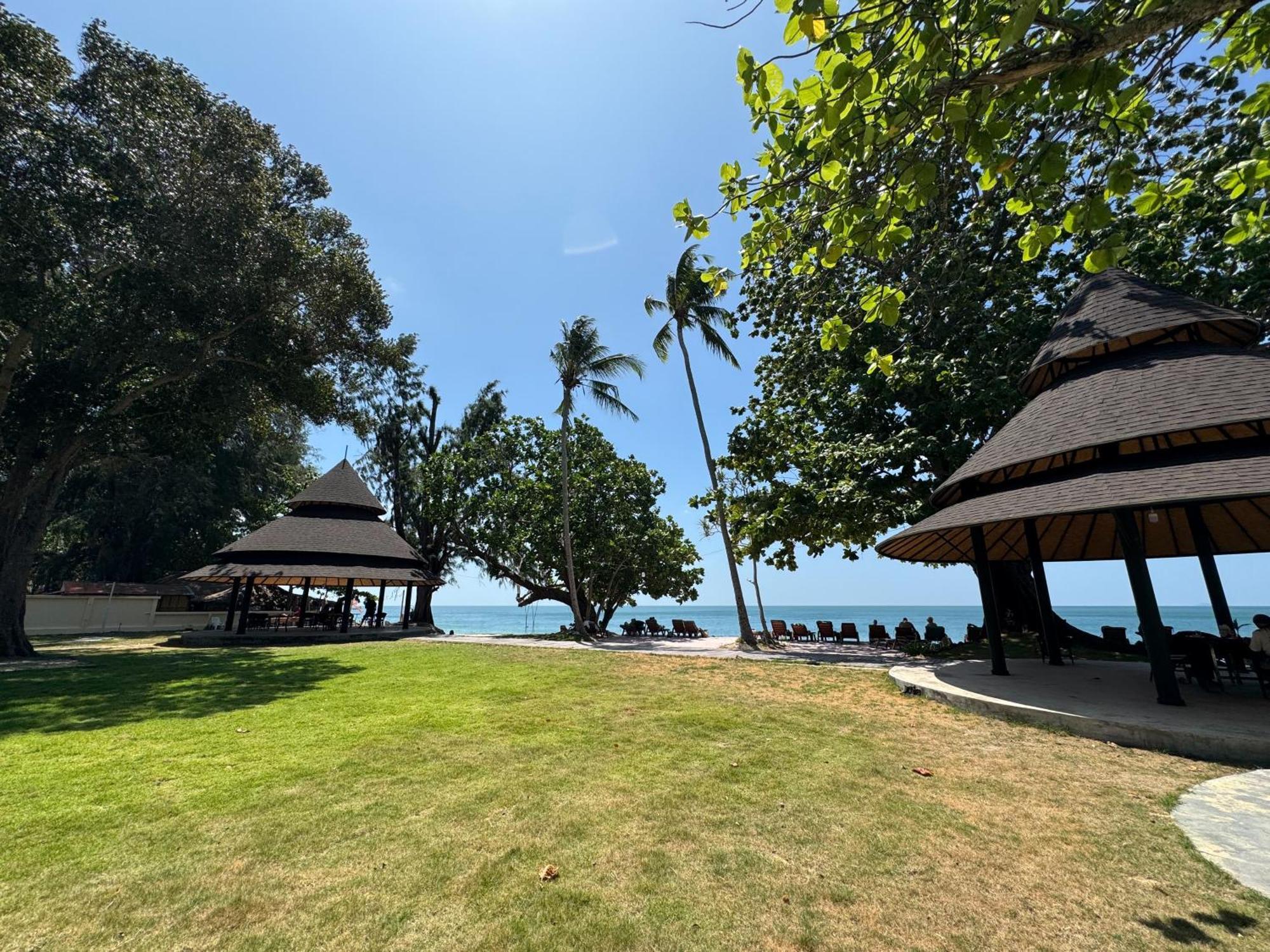 Beach Bungalow At Lanta Resort Ko Lanta Exterior foto